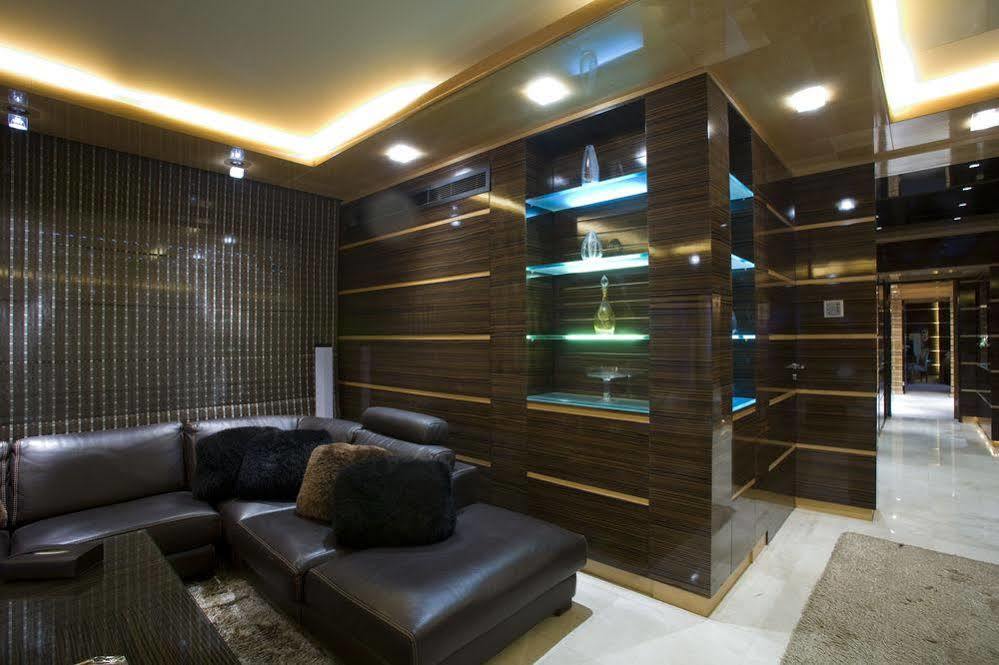 Lahoya Suites Бейрут Экстерьер фото