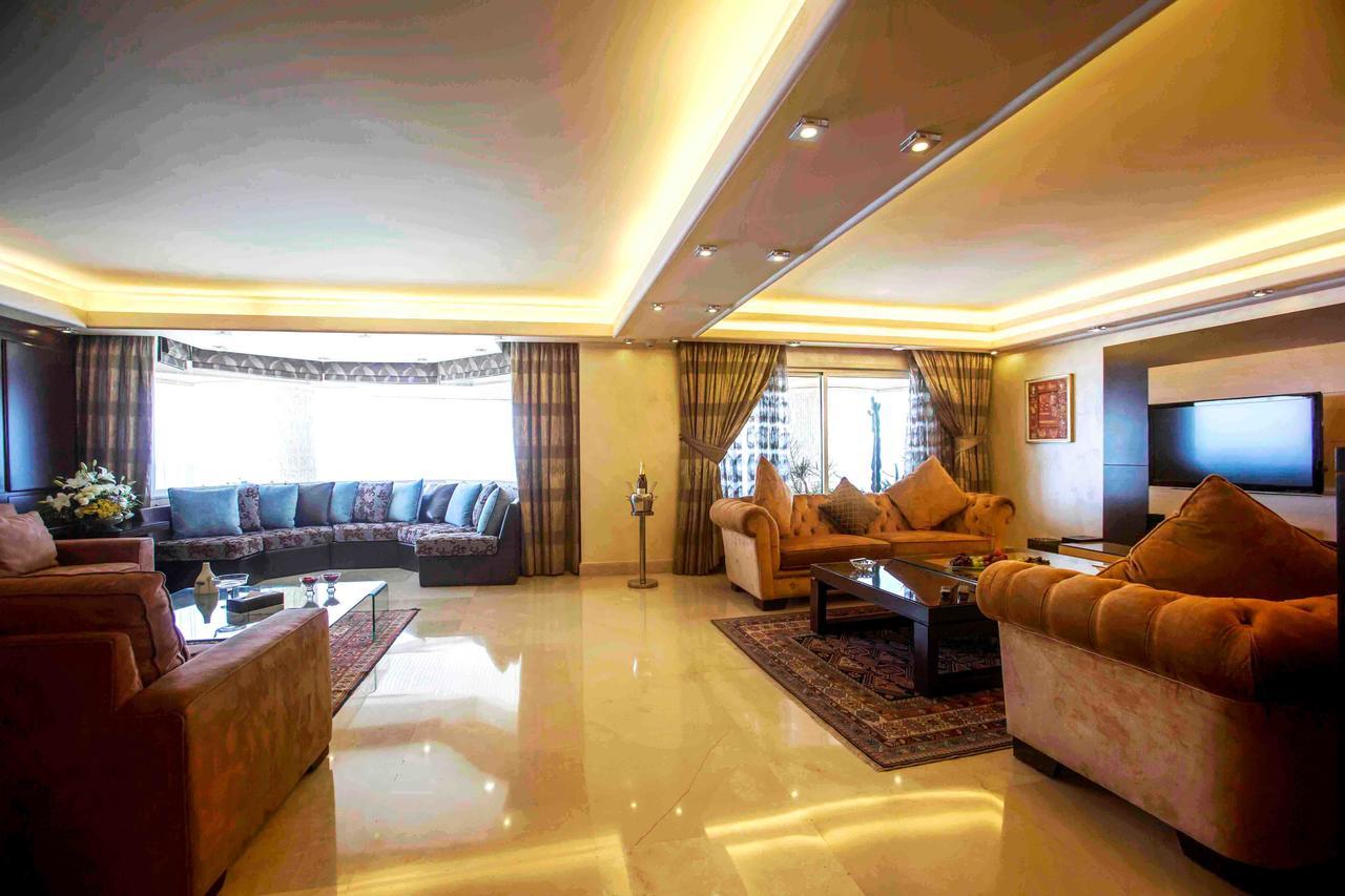 Lahoya Suites Бейрут Экстерьер фото