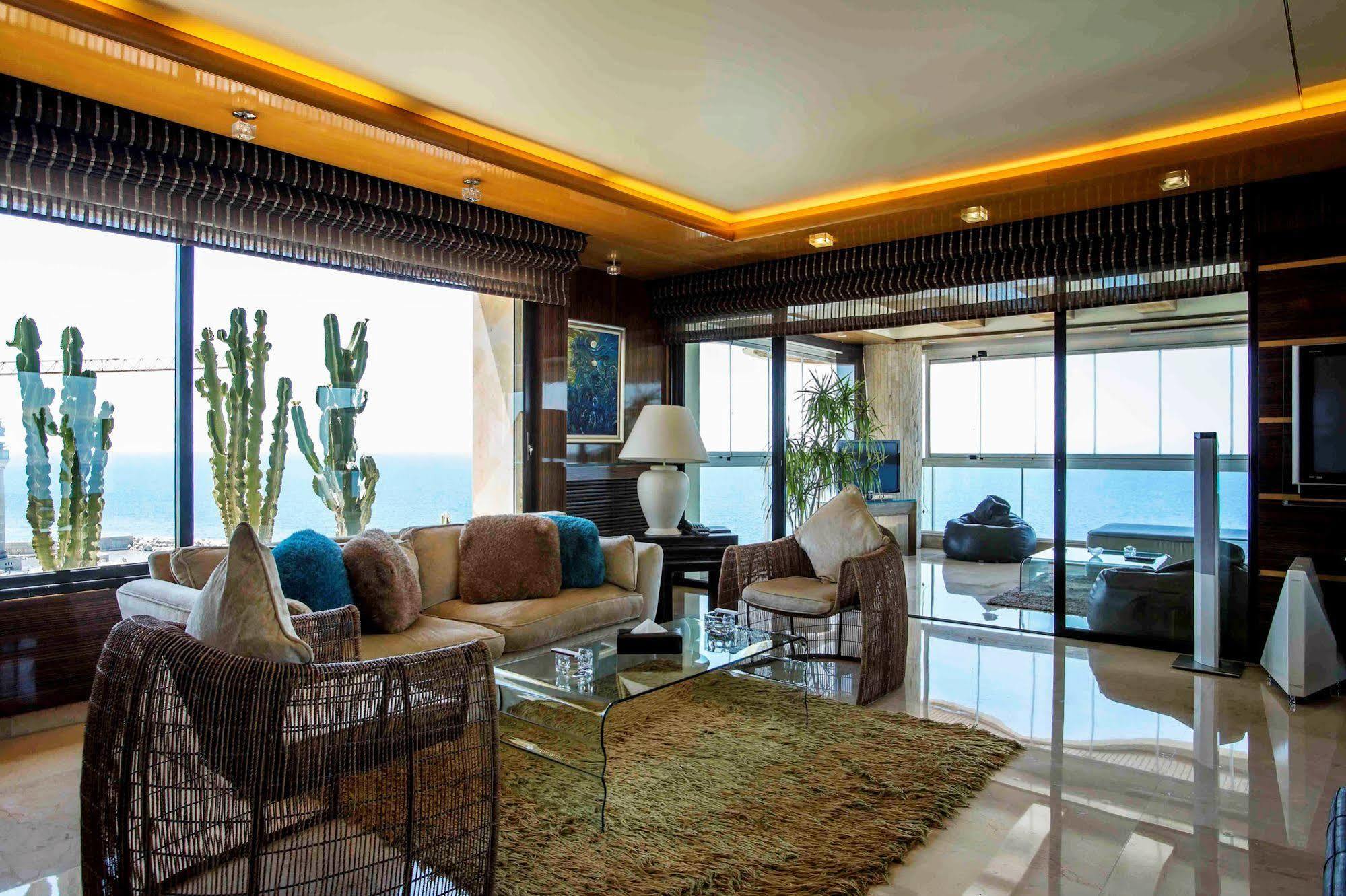 Lahoya Suites Бейрут Экстерьер фото