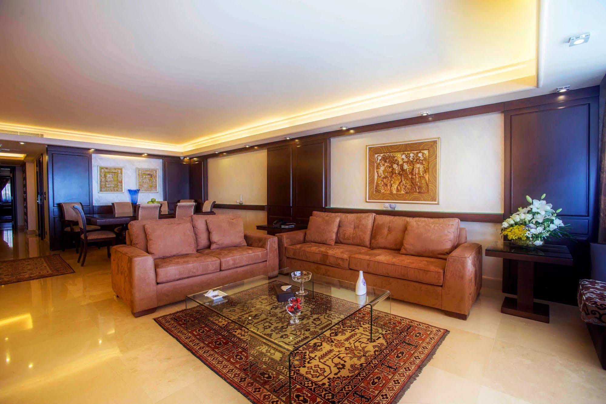 Lahoya Suites Бейрут Экстерьер фото