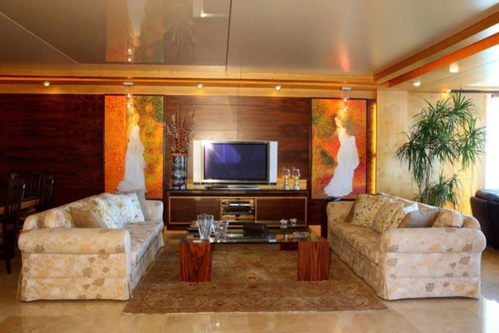 Lahoya Suites Бейрут Экстерьер фото