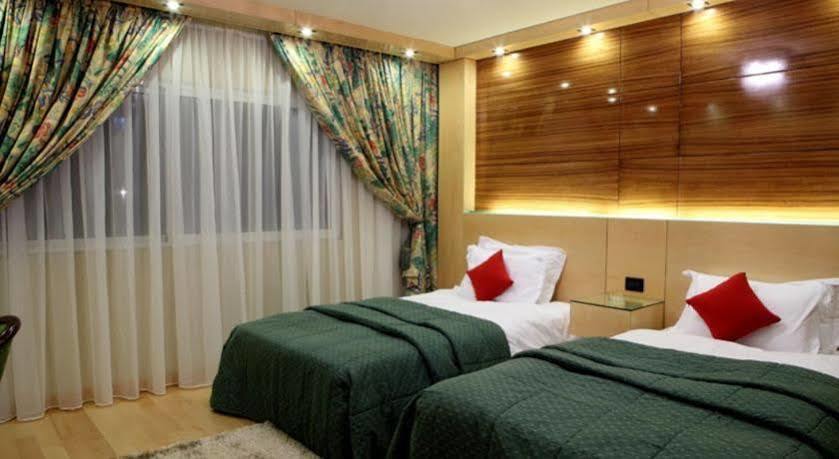 Lahoya Suites Бейрут Экстерьер фото